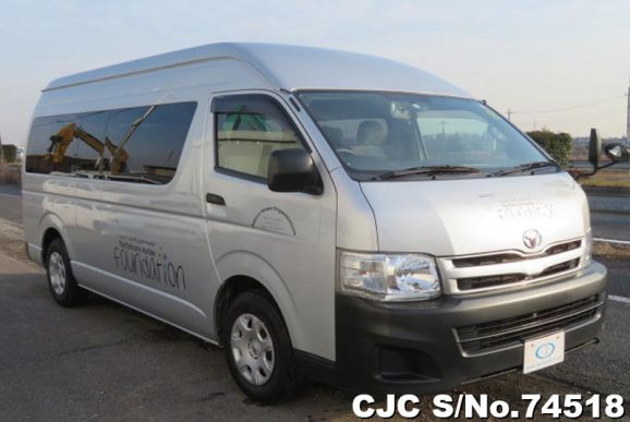 2013 Toyota / Hiace Commuter Stock No. 74518